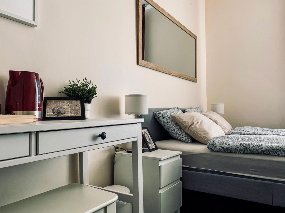 Charming Apartment, Wawel & Old Town Krakow II Bagian luar foto