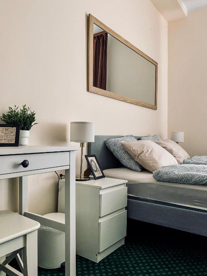 Charming Apartment, Wawel & Old Town Krakow II Bagian luar foto
